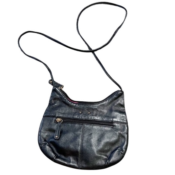 Stone Mountain Heart Quilt Leather Black Cross Body Purse Gold Charm Zipper Bag - Picture 9 of 16